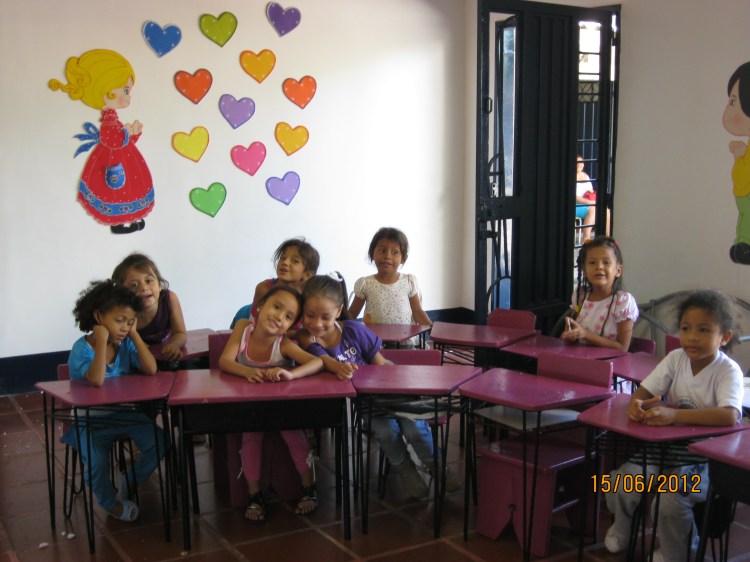 NIÑOS DEL GRADO PREESCOLAR 2012